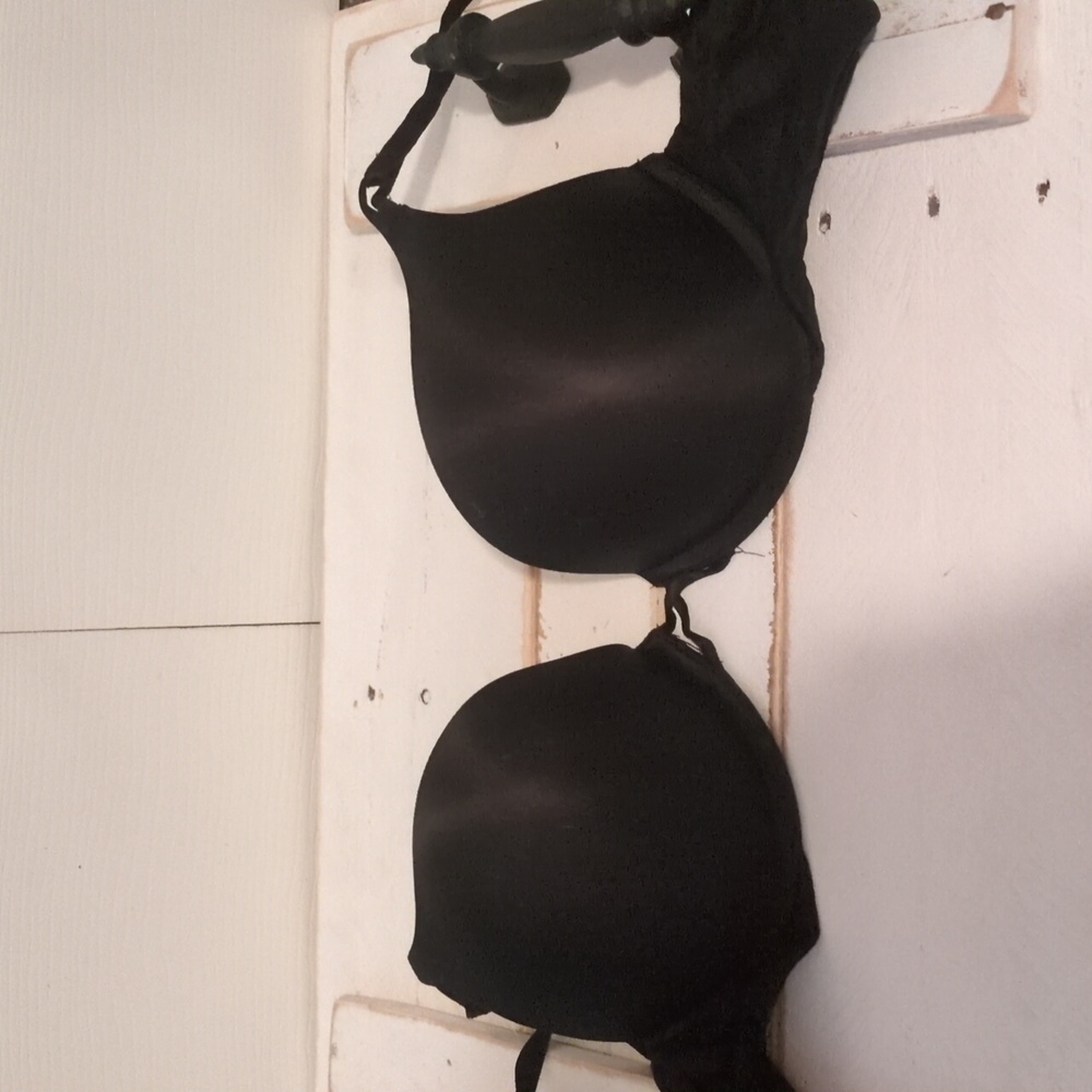 Black Victoria's secret add to cup sizes bra size 32d
